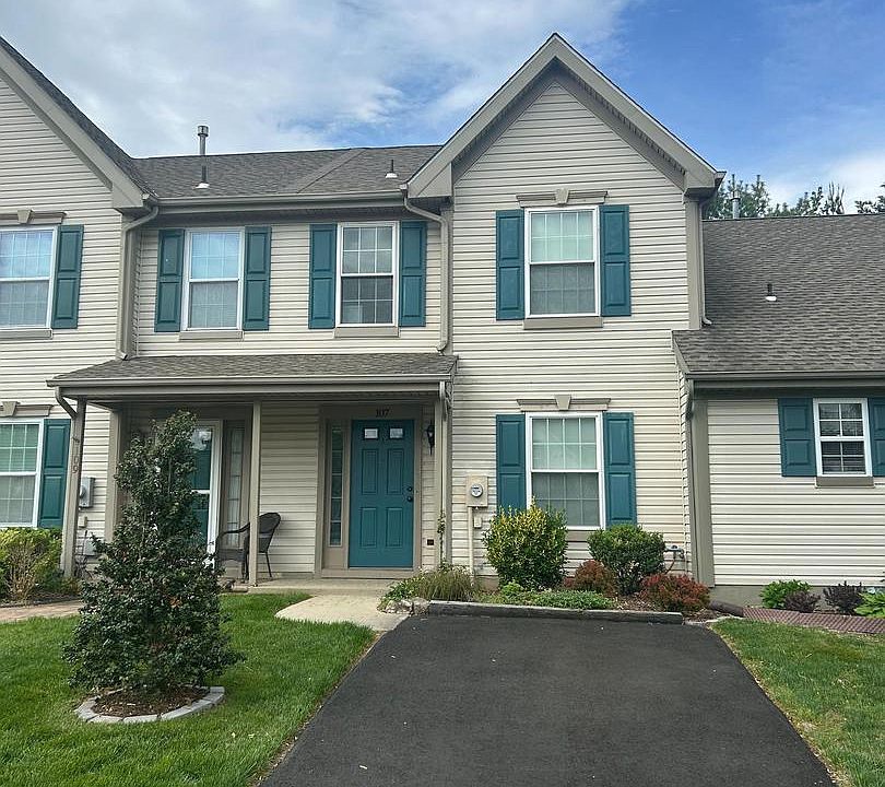 1st image of 107 Tartan Ln
