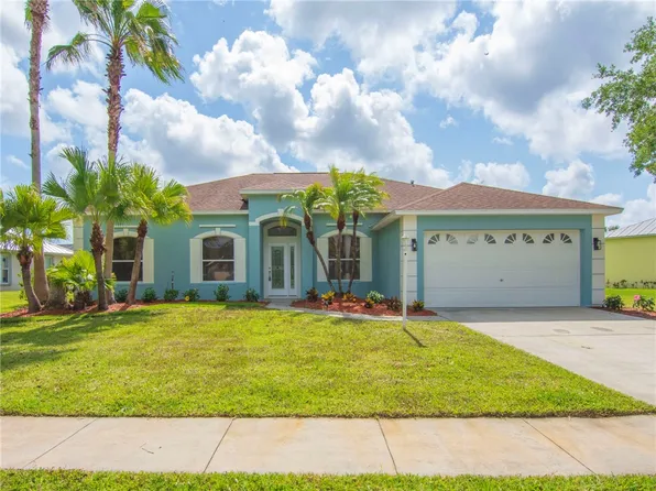 424 53rd Sq, Vero Beach, FL 32968