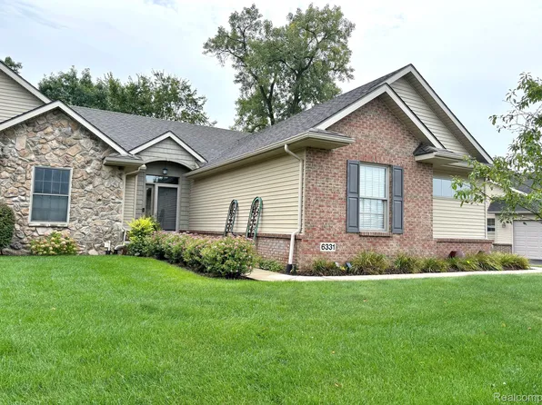 6331 Sycamore View Dr, Brighton, MI 48116