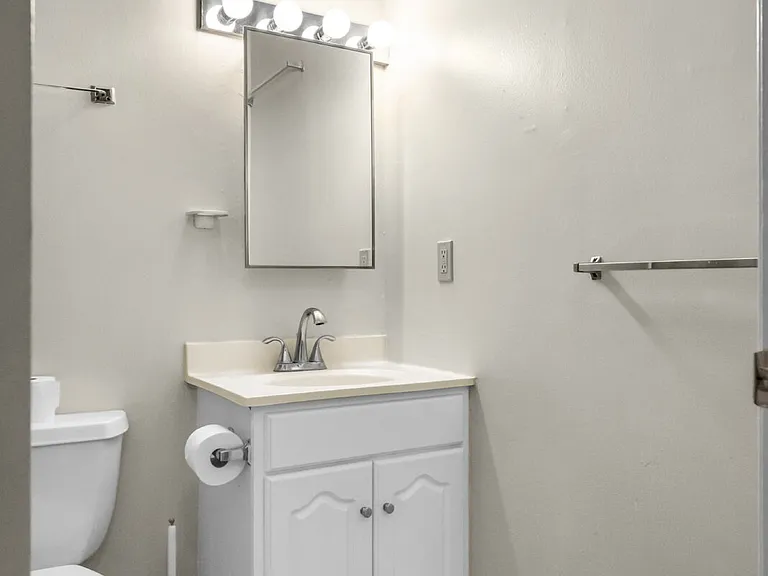 2731 Bidwell St #2 — Photo 11