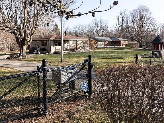 2nd image of 1147 S State Road 39