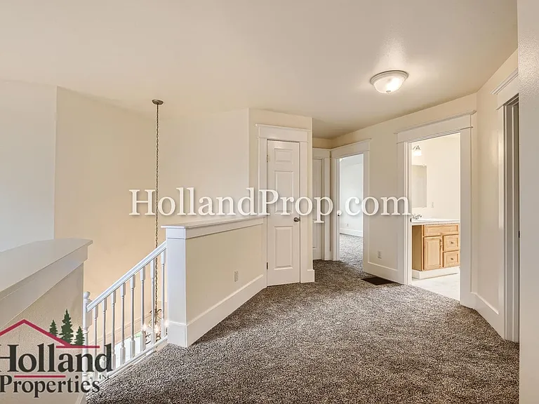 3228 SE Filbert St — Photo 24