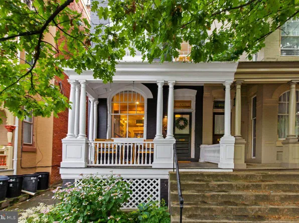 656 W Chestnut St, Lancaster, PA 17603