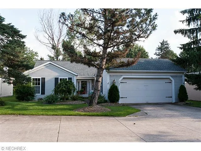 17697 Drake Rd photo 1