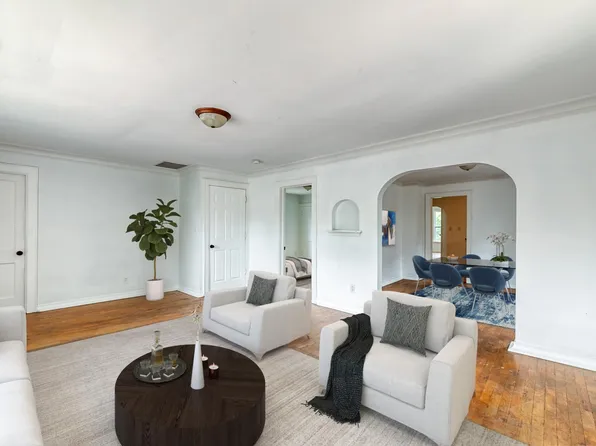 706 W Saginaw St #2, Lansing, MI 48915