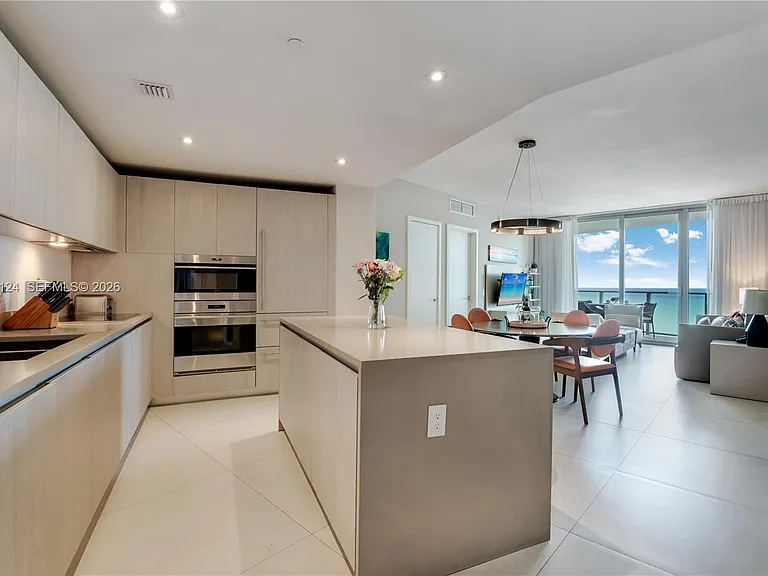 4111 S Ocean Dr #1405 — Photo 2