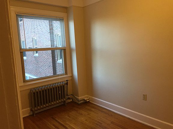 4th image of 1130 Parker St APT 310