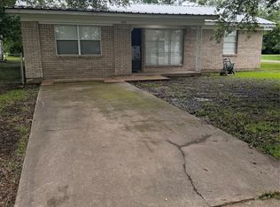 300 W Main St, Cumby, TX 75433