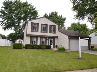 794 W Appletree Ln, Bartlett, IL 60103
