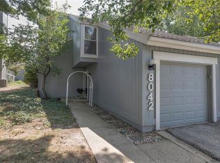 8042 Colony Ln, Lenexa, KS 66215