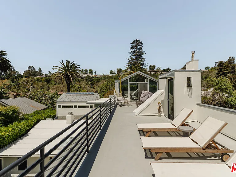 712 San Lorenzo St — Photo 52