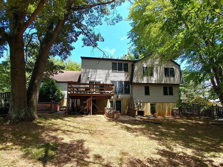 4801 Bentonbrook Dr — Photo 13