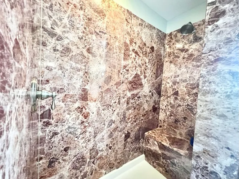 1660 Northridge Rd — Photo 16