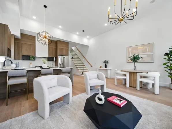 59 Waverly Street image 8 of 28