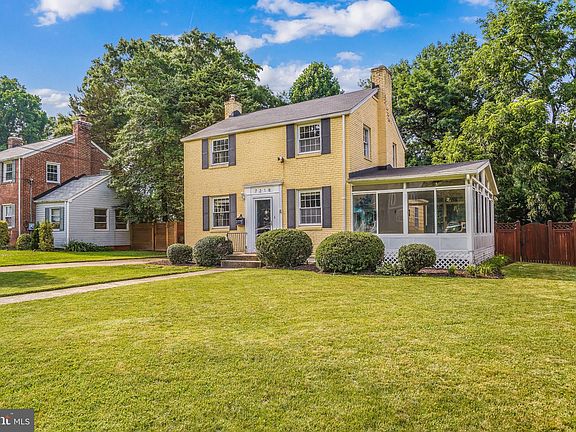 2nd image of 7218 Timber Ln