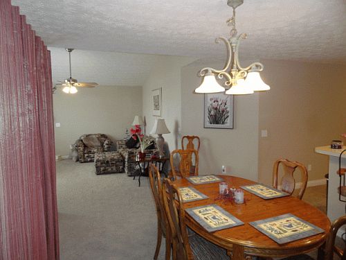 3rd image of 107 Clubhouse Ln