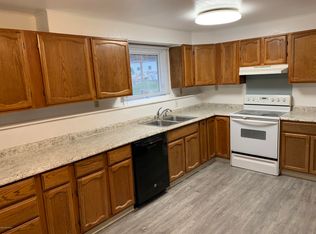 528 N Valley Rd APT B, Anchorage, AK 99504