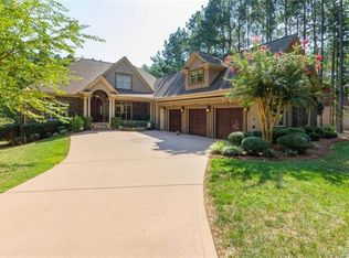 6830 Goose Point Dr, Denver, NC 28037