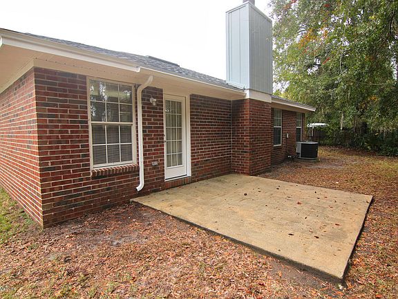 4th image of 5018 Acre Estates Dr W