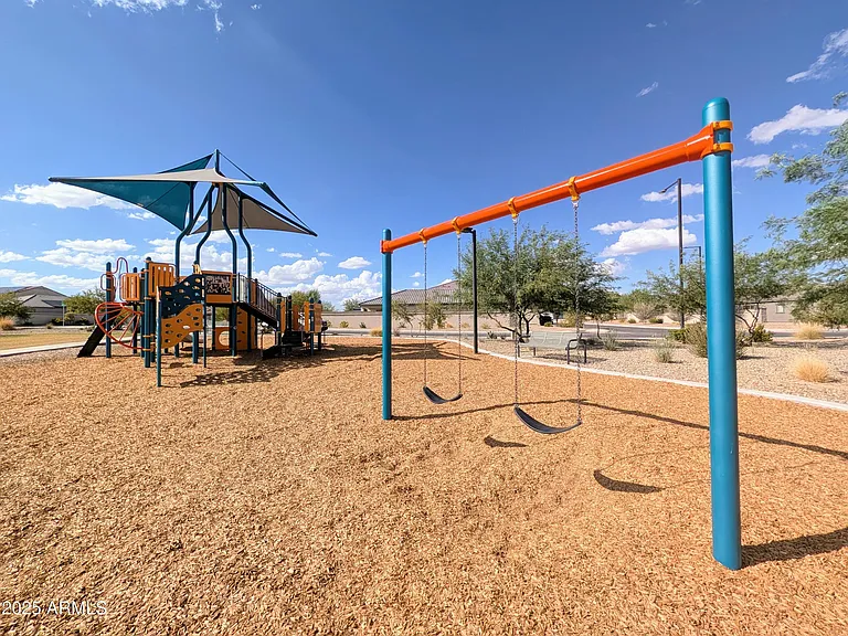 24458 W Verlea Dr — Photo 52