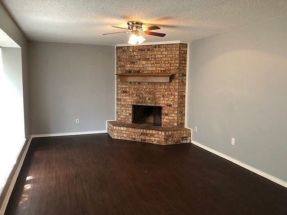 4th image of 2243 Madrid Ct