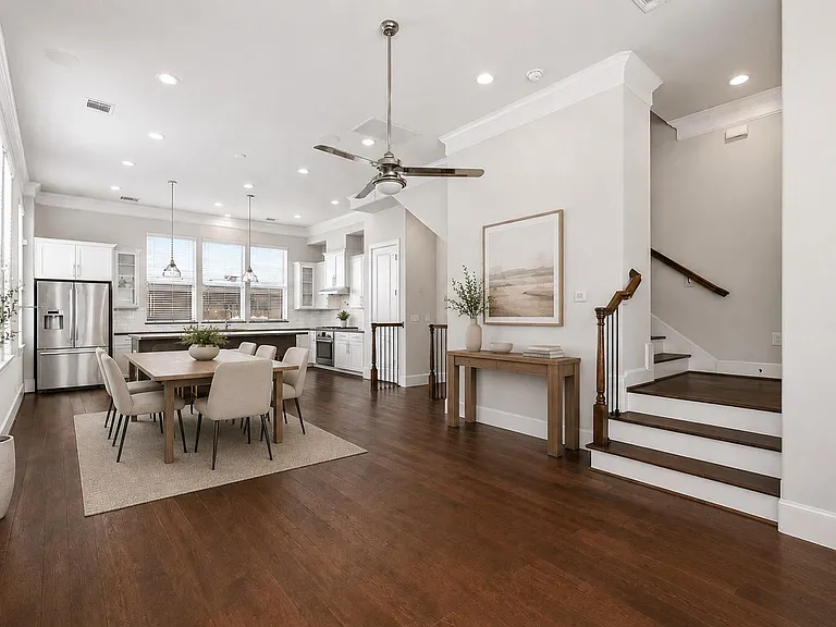 9614 Riddlewood Ln — Photo 7
