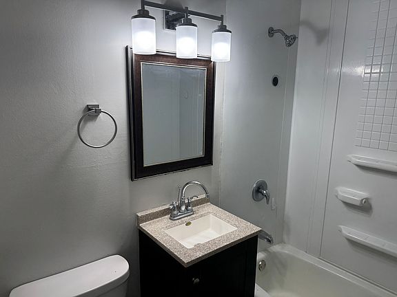 3rd image of 3201 Gilbert Ave APT 201