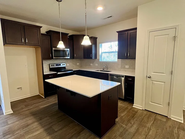 7926 Bristle Ln — Photo 7