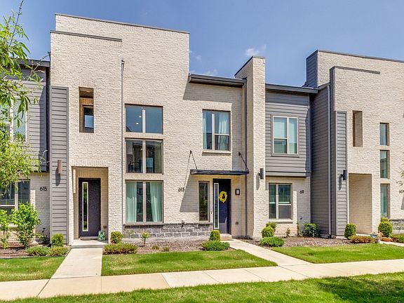 3rd image of 613 Collier Dr