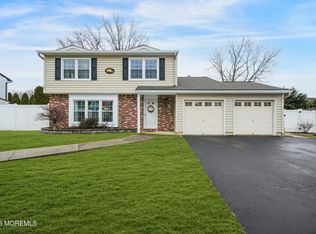 11 Regina Drive, Howell, NJ 07731