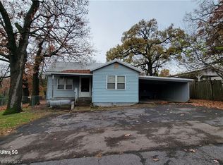 305 Texas St, Arkoma, OK 74901