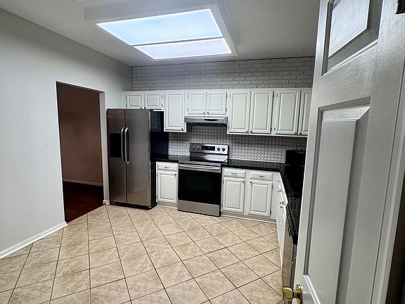 3rd image of 4203 Minnard Ct
