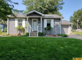 221 S 20th St Beatrice NE 68310 Zillow