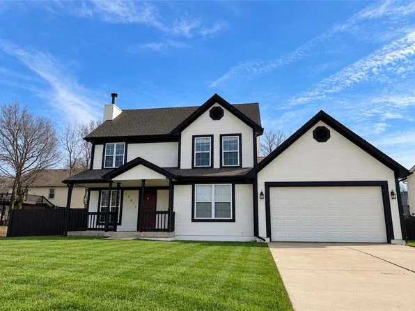 1001 Peggy Dr, Greenwood, MO 64034