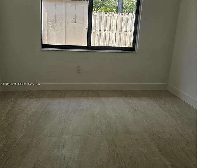 6780 NW 186th Ter — Photo 10