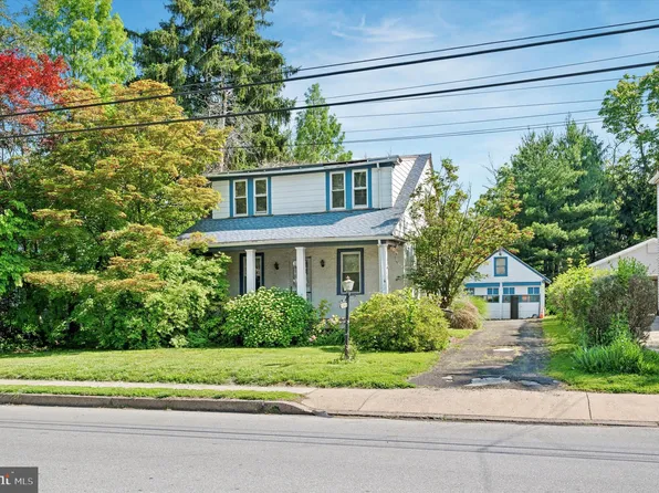 1865 W Marshall St, Norristown, PA 19403