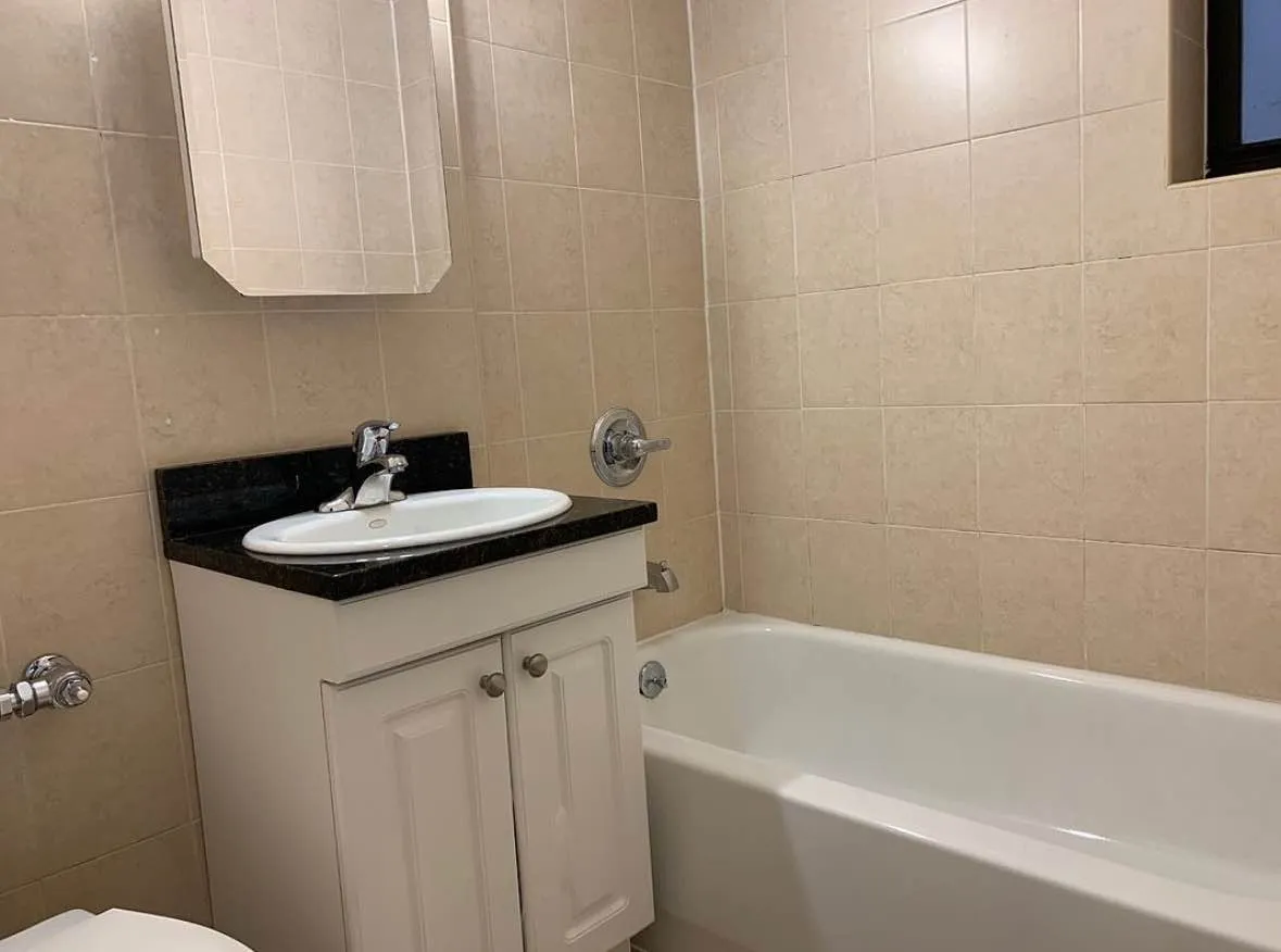 241 East 58th Street #5Y in Sutton Place, Manhattan | StreetEasy