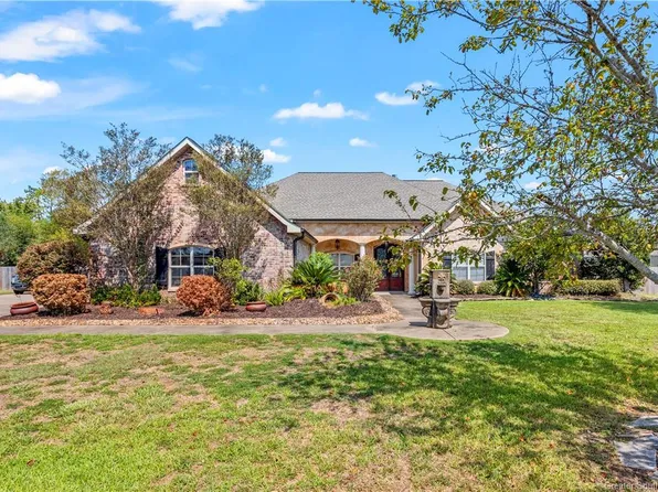 1006 E Bristol Dr, Lake Charles, LA 70611
