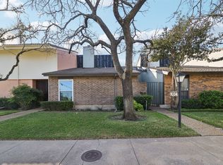 9334 Emberglow Ln, Dallas, TX 75243