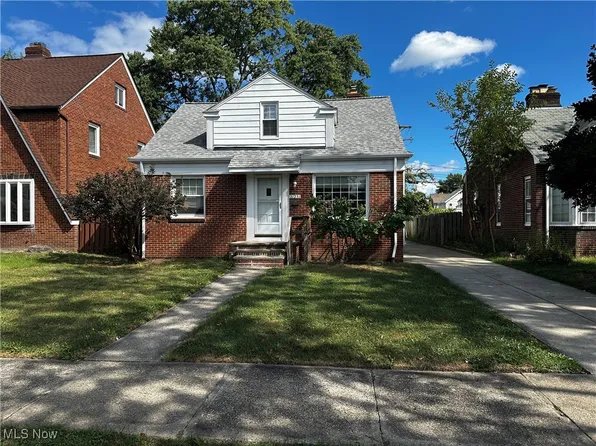 21251 S Lake Shore Blvd, Euclid, OH 44123