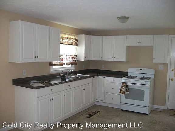 2nd image of 235 Horseshoe Ct