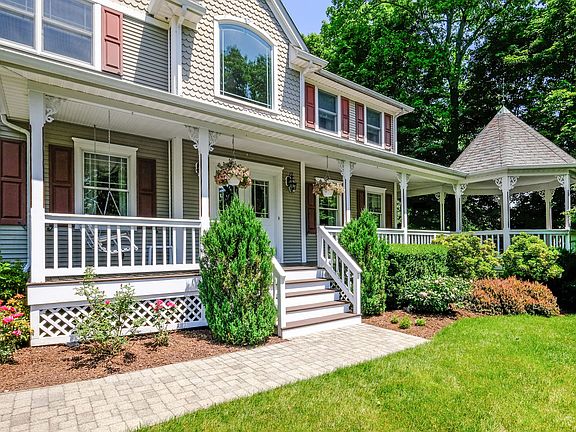 5th image of 67 Kent Dr
