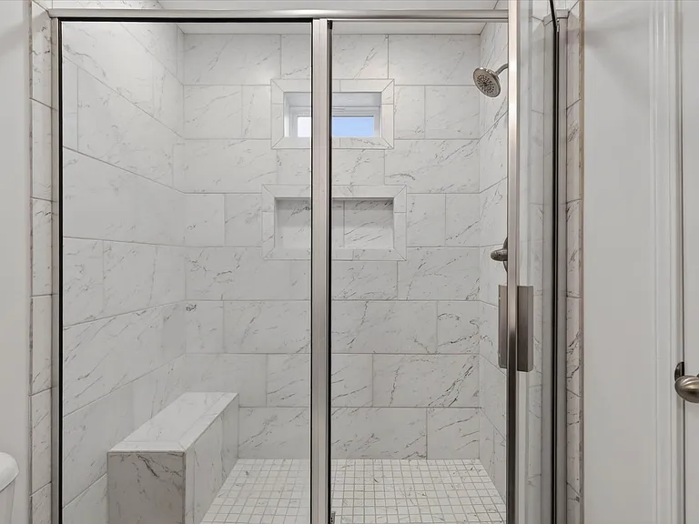 1437 Citadel Dr — Photo 28
