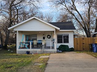 504 W Lampasas St, Ennis, TX 75119
