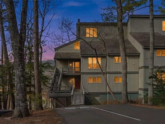 2nd image of 146 Sconti Rdg #427