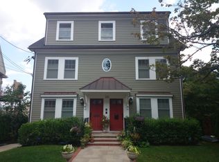 135 Mason Ter #1, Brookline, MA 02446