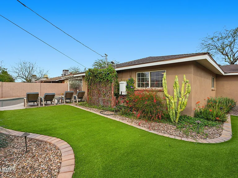 8307 E Clarendon Ave — Photo 29