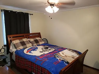200 Mead St #4 — Photo 9