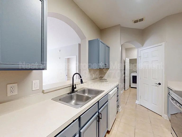 7990 Baymeadows Rd E #1017 — Photo 4