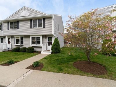 162 Oak St APT 12, Taunton, MA, 02780